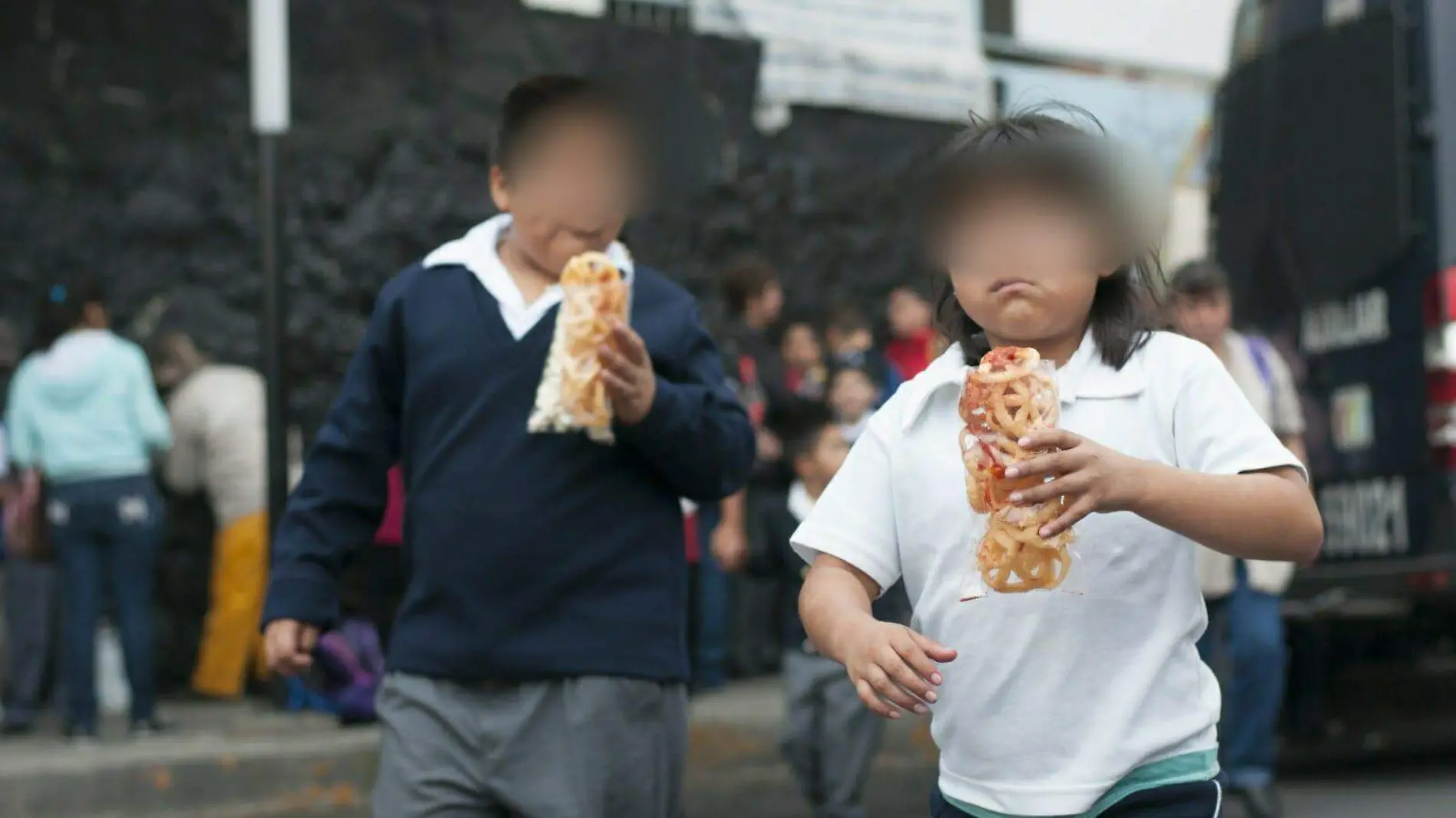 comida chatarra en escuelas